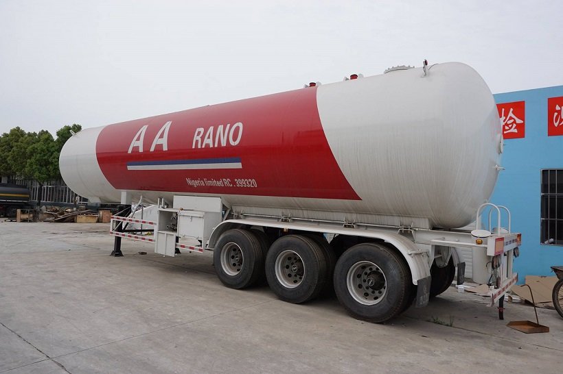 3 Axles 59.52CBM 59520Liters 30MT 30Tons LPG Gas Tanker Trailer 