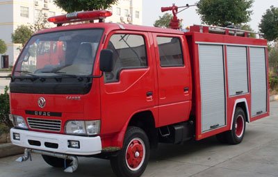 Dong Feng 4x2 2 Ton Dry Powder Fire Fighting Truck 