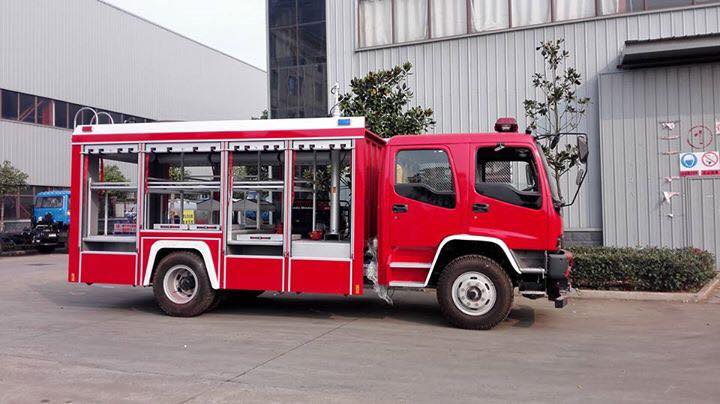Japan Brand New 6cbm Fire Rescue Truck Fire Fighting Truck