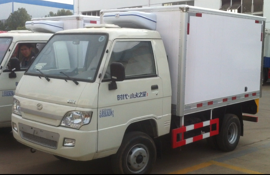  3ton Foton 4*2 RHD 108hp refrigerated truck (wheelbase 2600mm)